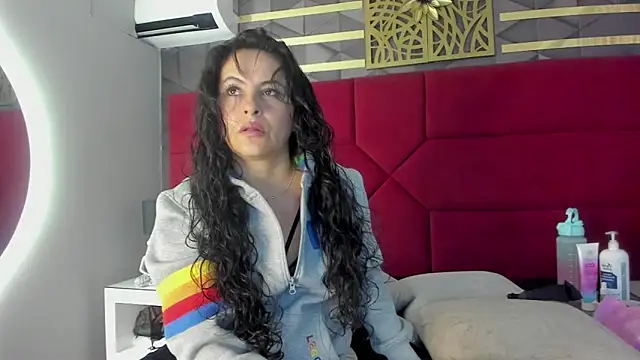 hanny milf online show from 18, 3, 2025