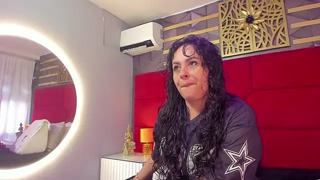 Snapshot of hanny_milf chatting on 10, 6, 2026 hanny milf online show from 10, 6, 2026