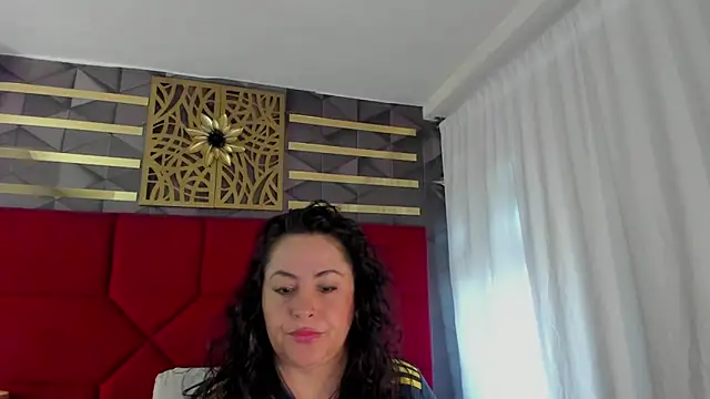 Snapshot of hanny_milf chatting on 17, 6, 2026 hanny milf online show from 17, 6, 2026