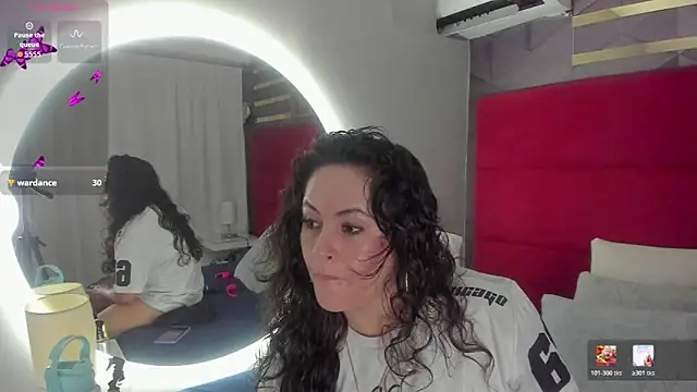 Snapshot of hanny_milf chatting on 21, 2, 2026 hanny milf online show from 21, 2, 2026