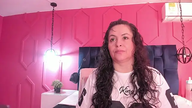 hanny milf online show from 24, 5, 2026