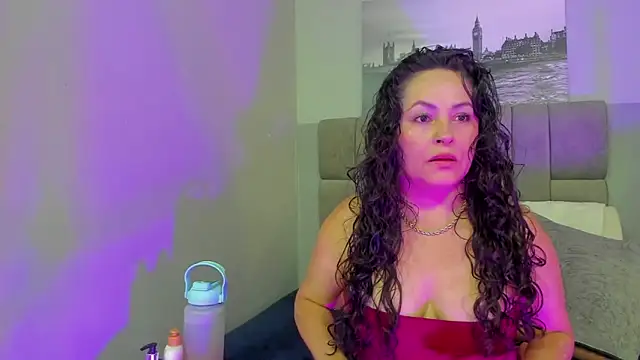 Snapshot of hanny_milf chatting on 17, 7, 2026 hanny milf online show from 17, 7, 2026