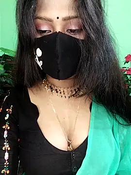 Idhika Paul online show from 17, 1, 2026