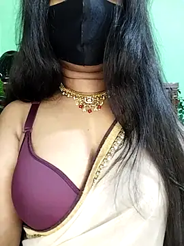 Idhika Paul online show from 6, 2, 2026