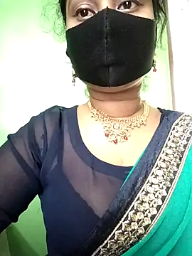 Idhika Paul online show from 16, 4, 2026