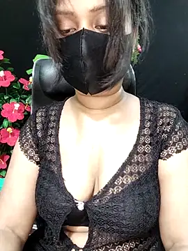 Idhika Paul online show from 18, 10, 2025