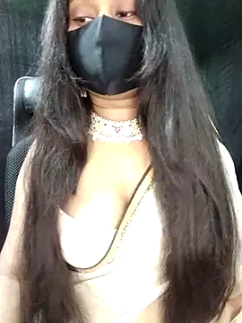 Idhika Paul online show from 22, 9, 2025