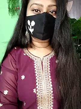 Idhika Paul online show from 8, 1, 2026