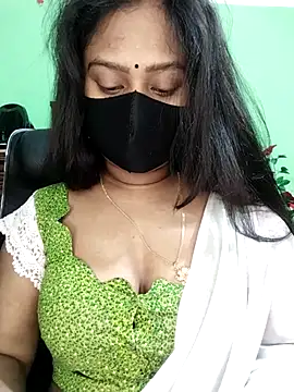 Idhika Paul online show from 1, 2, 2026