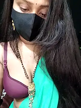 Idhika Paul online show from 28, 9, 2025