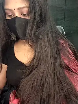 Idhika Paul online show from 10, 11, 2025