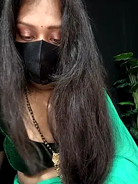 Idhika Paul online show from 28, 9, 2025