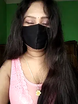 Idhika Paul online show from 15, 3, 2026