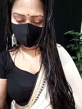 Idhika Paul online show from 1, 10, 2025