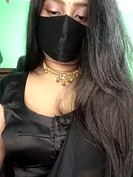 Idhika Paul online show from 8, 2, 2026