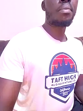 MaskedGQ online show from 15, 9, 2025