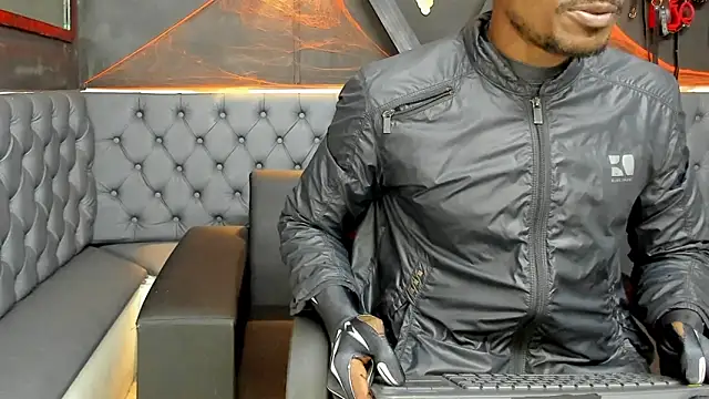 Terrance z online show from 29, 10, 2025