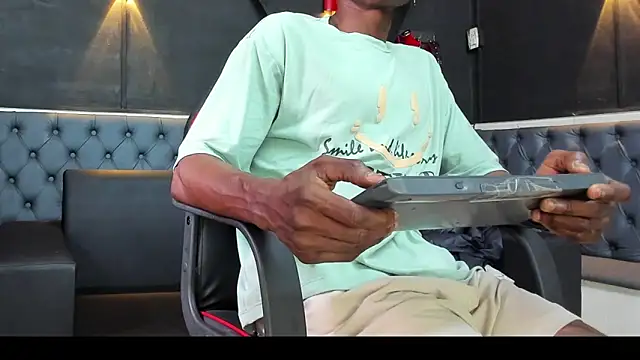 Terrance z online show from 5, 10, 2025