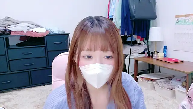 Yui-Ch online show from 10, 5, 2026
