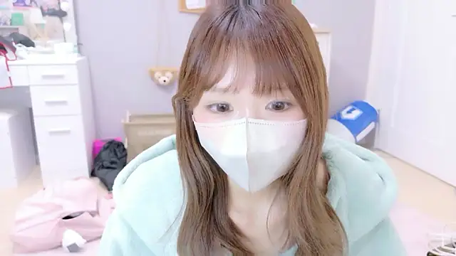 Yui-Ch online show from 20, 10, 2025