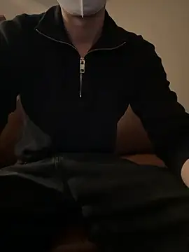 Snapshot of -mirai- chatting on 16, 12, 2025 -mirai- online show from 16, 12, 2025