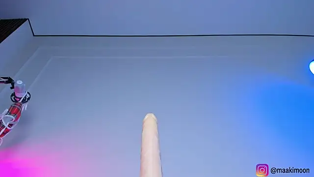 maakimo online show from 22, 11, 2025