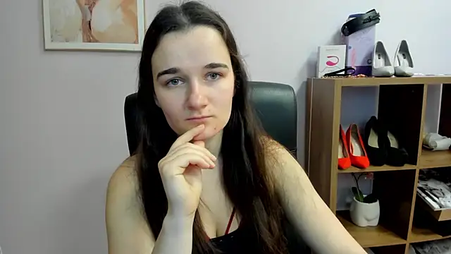 Snapshot of KateDelight chatting on 25, 4, 2026 KateDelight online show from 25, 4, 2026