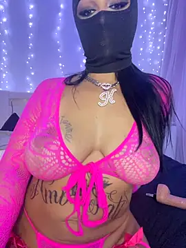 kamila french online show from 5, 10, 2025