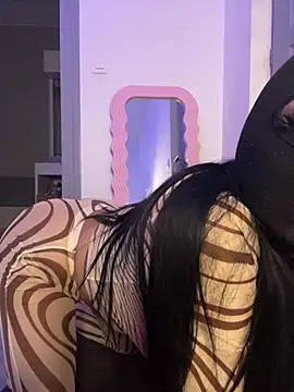 kamila french online show from 28, 2, 2026