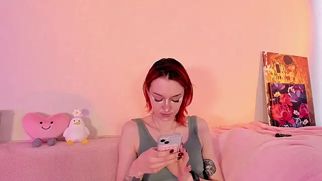 CrystalRey online show from 16, 2, 2025