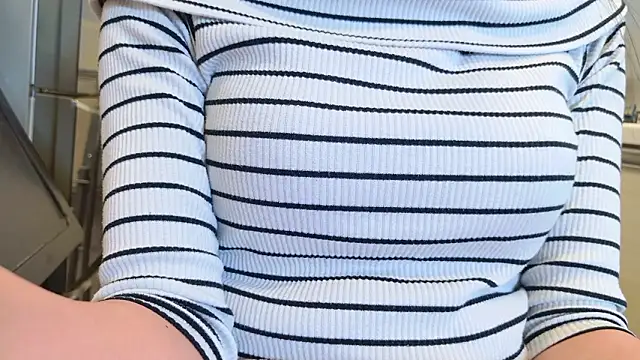 sayaka xo online show from 25, 9, 2025