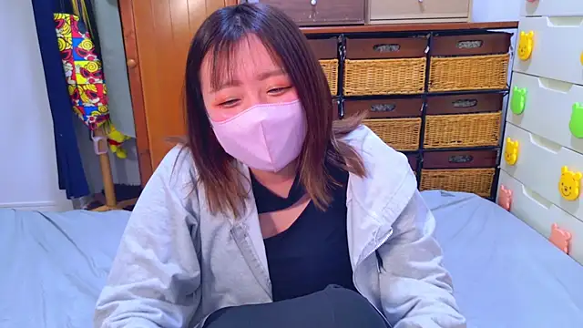 Snapshot of ayu_yu_xo chatting on 11, 2, 2025 ayu yu xo online show from 11, 2, 2025