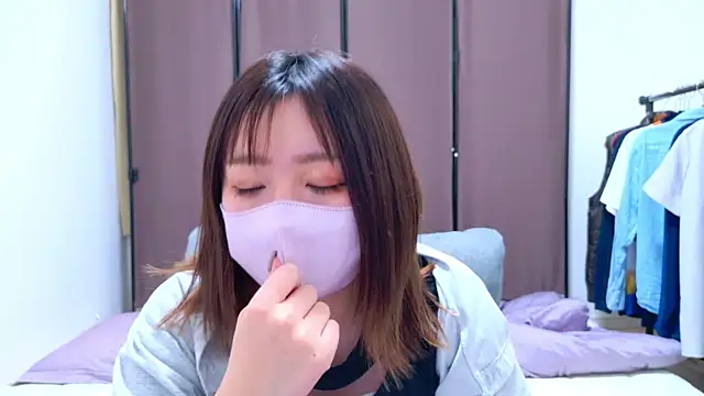 Snapshot of ayu_yu_xo chatting on 11, 2, 2025 ayu yu xo online show from 11, 2, 2025