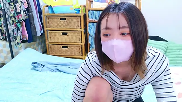 Snapshot of ayu_yu_xo chatting on 23, 12, 2024 ayu yu xo online show from 23, 12, 2024