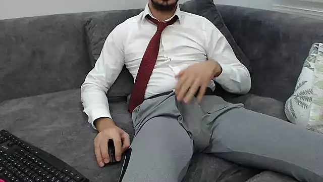 Naughtb0y online show from 16, 11, 2025