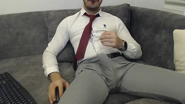 Naughtb0y online show from 10, 3, 2026