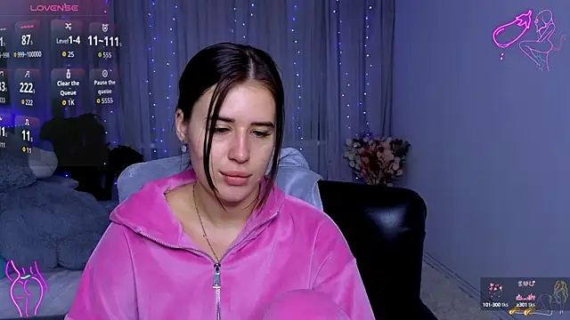 Milkissss online show from 2, 10, 2025