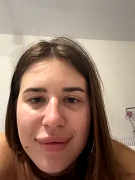 Milkissss online show from 23, 10, 2025