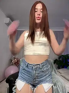 Milkissss online show from 21, 3, 2025