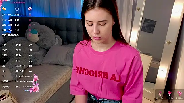 Milkissss online show from 1, 4, 2026