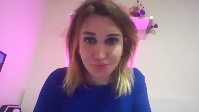 Icy  Diamond online show from 20, 10, 2025