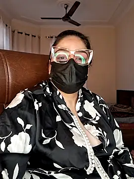 SEXY-Sardarni online show from 17, 1, 2026