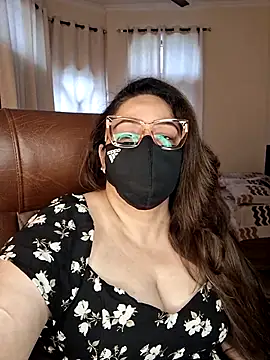Snapshot of SEXY-Sardarni chatting on 8, 4, 2026 SEXY-Sardarni online show from 8, 4, 2026