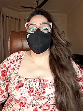 SEXY-Sardarni online show from 10, 6, 2026
