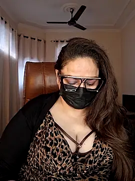 SEXY-Sardarni online show from 7, 1, 2026