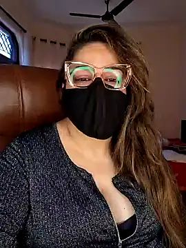 SEXY-Sardarni online show from 9, 2, 2025