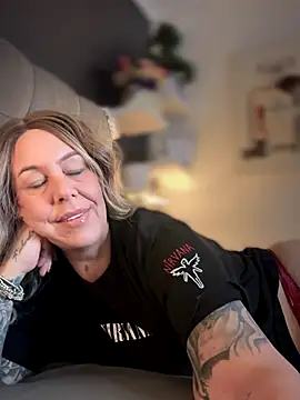 blondebitch2 online show from 16, 11, 2025