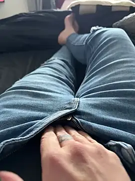 blondebitch2 online show from 25, 2, 2025