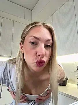 LuisaBecker online show from 9, 1, 2026