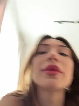 mollyyank online show from 27, 3, 2026